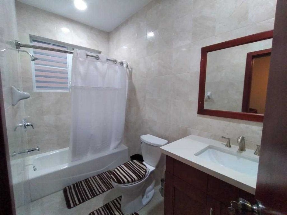 MLS# DE0333 DIAMOND ESTATE. ONE BEDROOM, ONE BATHROOM FULLY-FURNISHED APARTMENT. - Cayman  Property