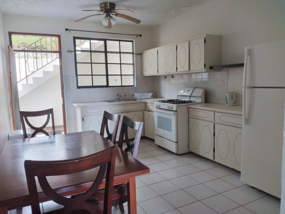 MLS#FH02 FAHIE HILL. 2 BEDROOM, 2 BATHROOMS FULLY FURNISHED APARTMENT - Cayman  Property